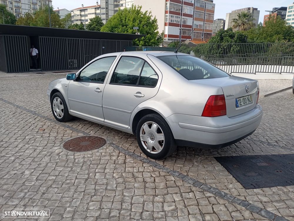 VW Bora 1.9 TDi Confortline - 3