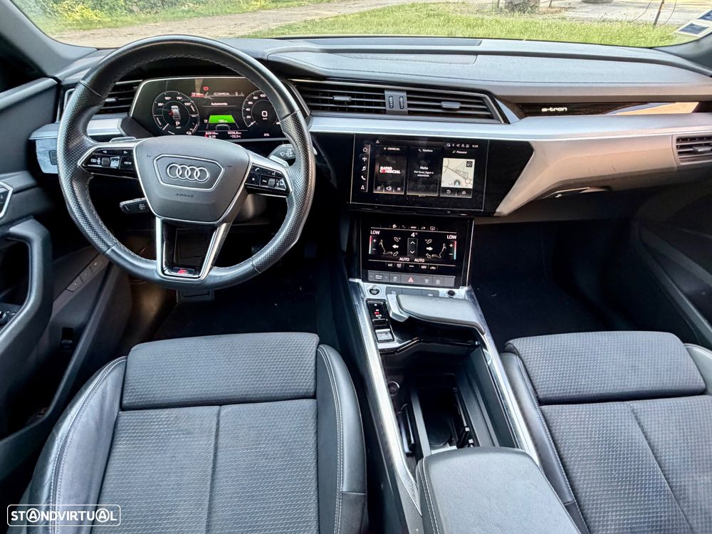 Audi e-tron 55 quattro S line - 14
