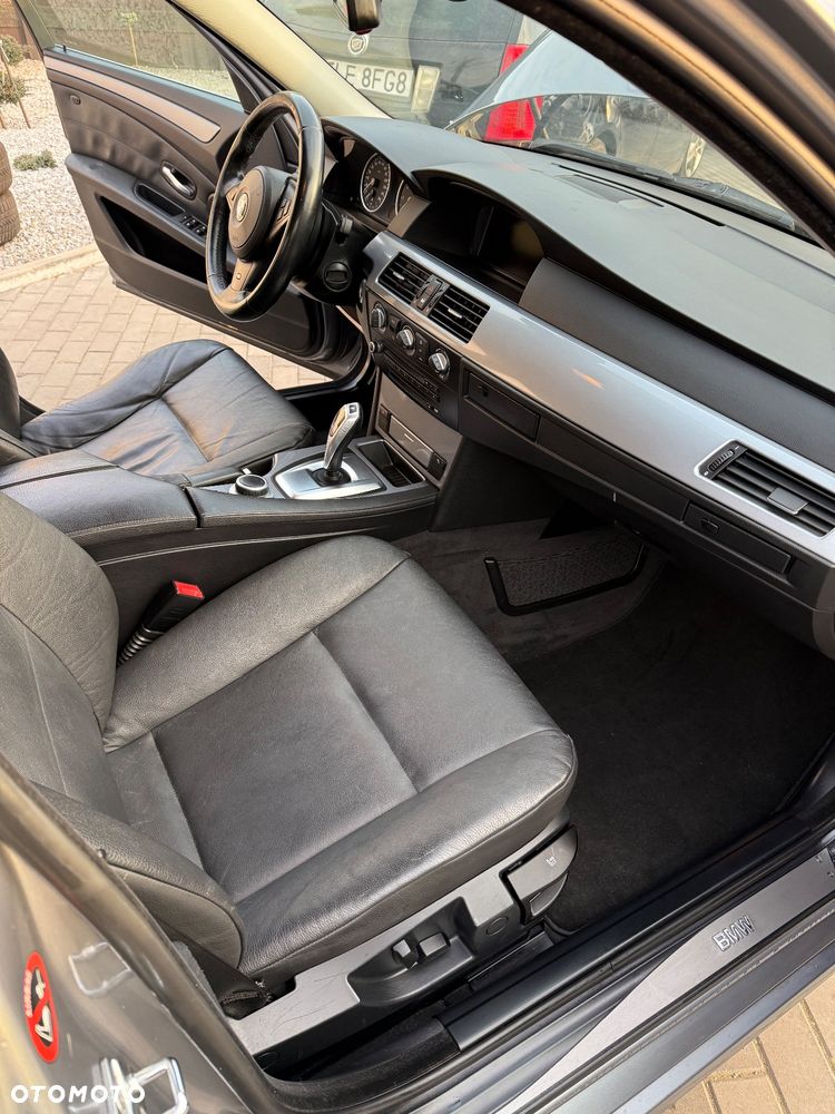BMW Seria 5 530i - 10