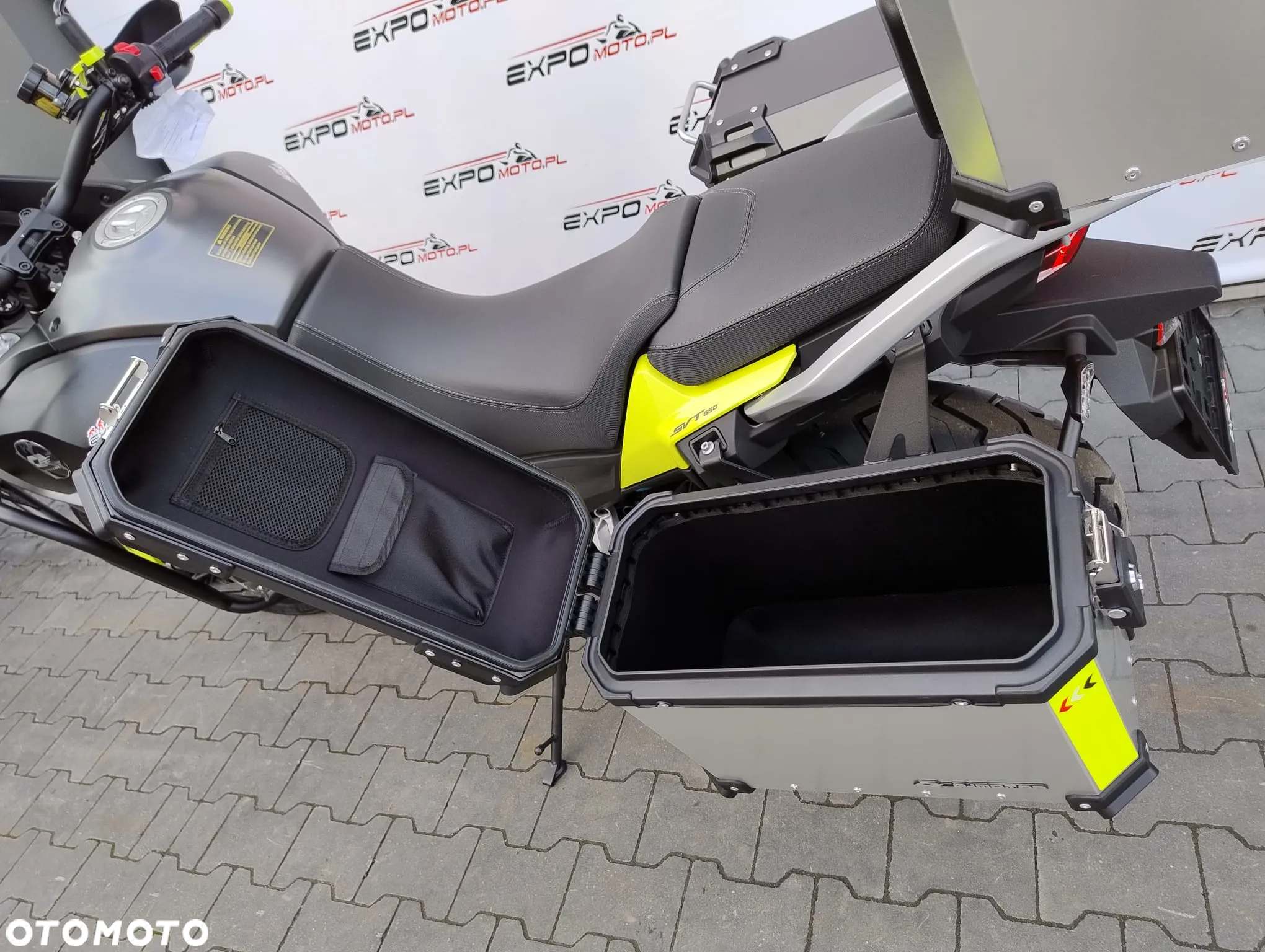 QJMOTOR SVT 650 - 12