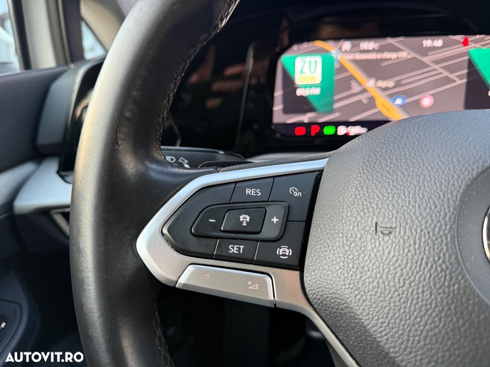 Volkswagen Golf 1.5 eTSI ACT DSG MHEV Style - 24