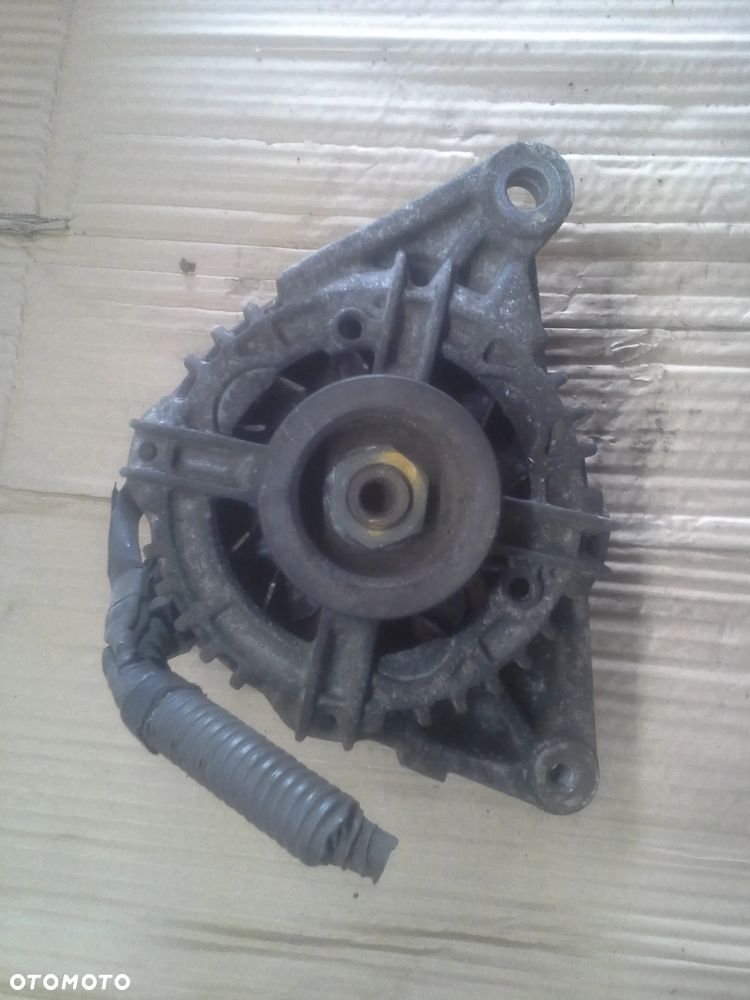Alternator Toyota Corolla E12 1.4 VVT-i 0124315024 Bosch - 5