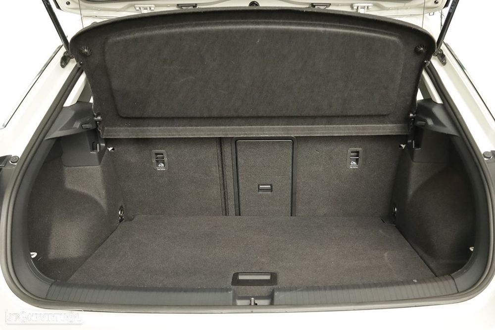 VW T-Roc 1.0 TSI Life - 21