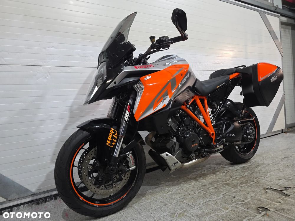 KTM Super Duke - 1
