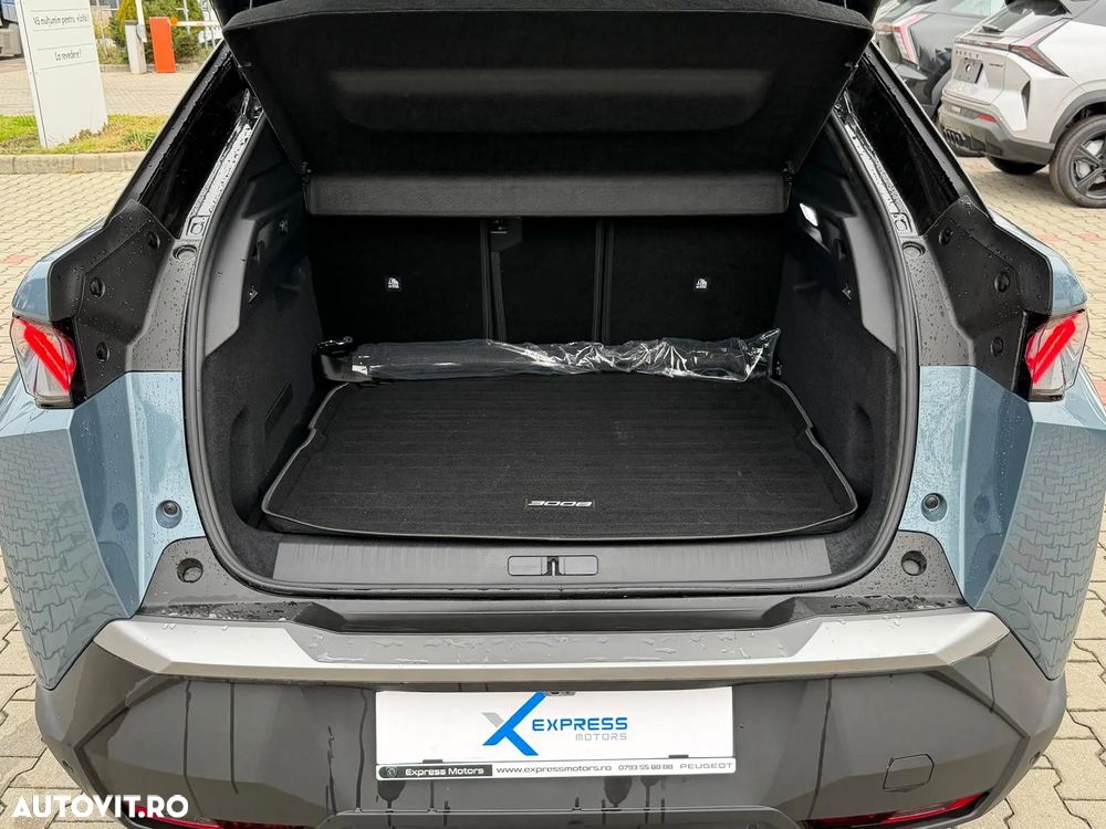 Peugeot 3008 1.2 Hybrid 145 e-DCS6 GT - 24