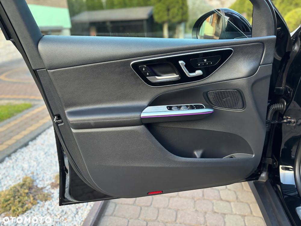 Mercedes-Benz GLC 220 d 4Matic 9G-TRONIC Avantgarde Advanced - 25