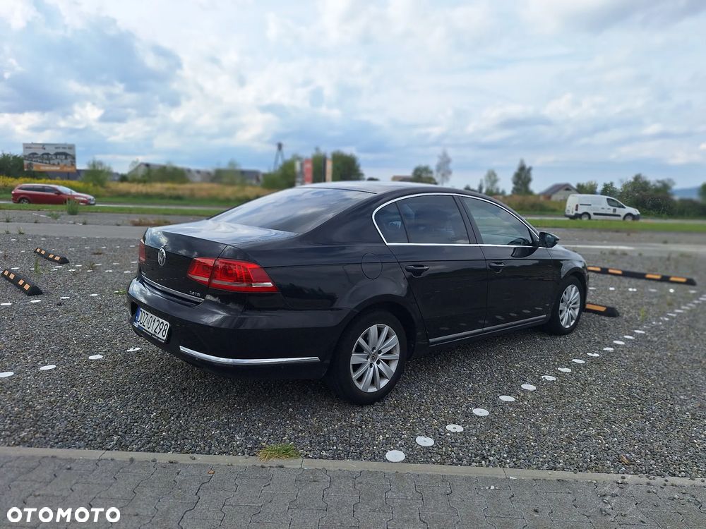Volkswagen Passat 2.0 TDI Comfortline - 3