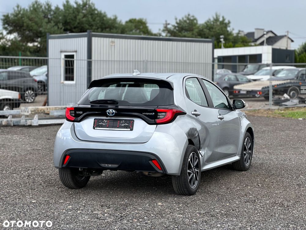 Toyota Yaris - 14