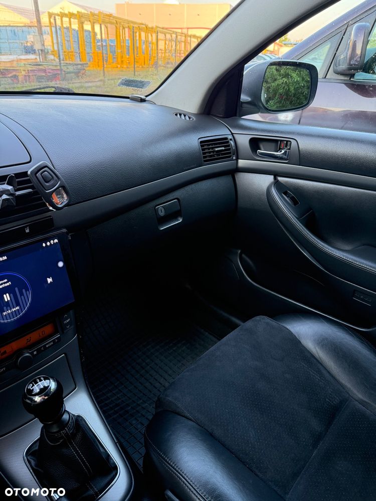 Toyota Avensis 2.2 D-CAT Prestige - 11