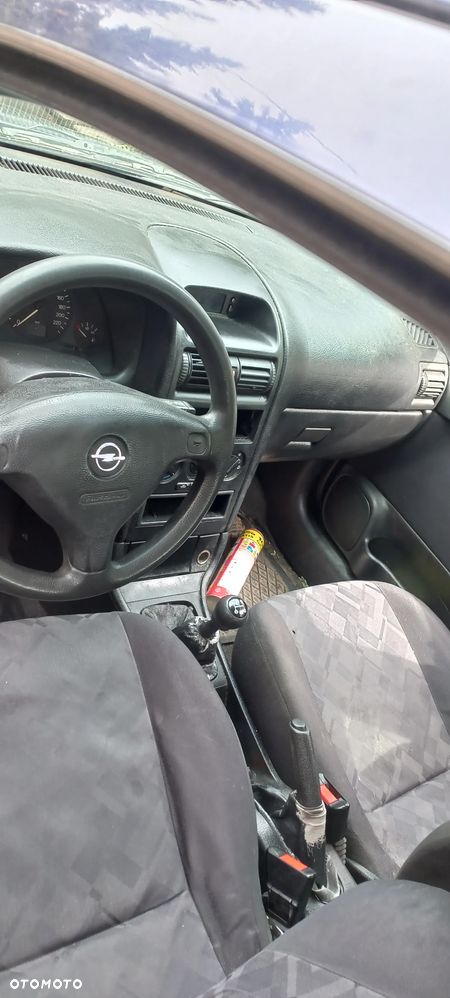 Opel Astra 2.0 DI Elegance - 2