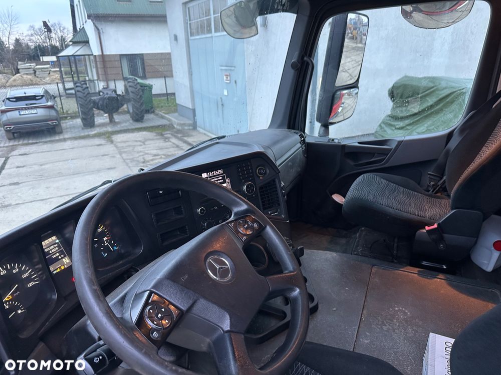 Mercedes-Benz Arosc - 10