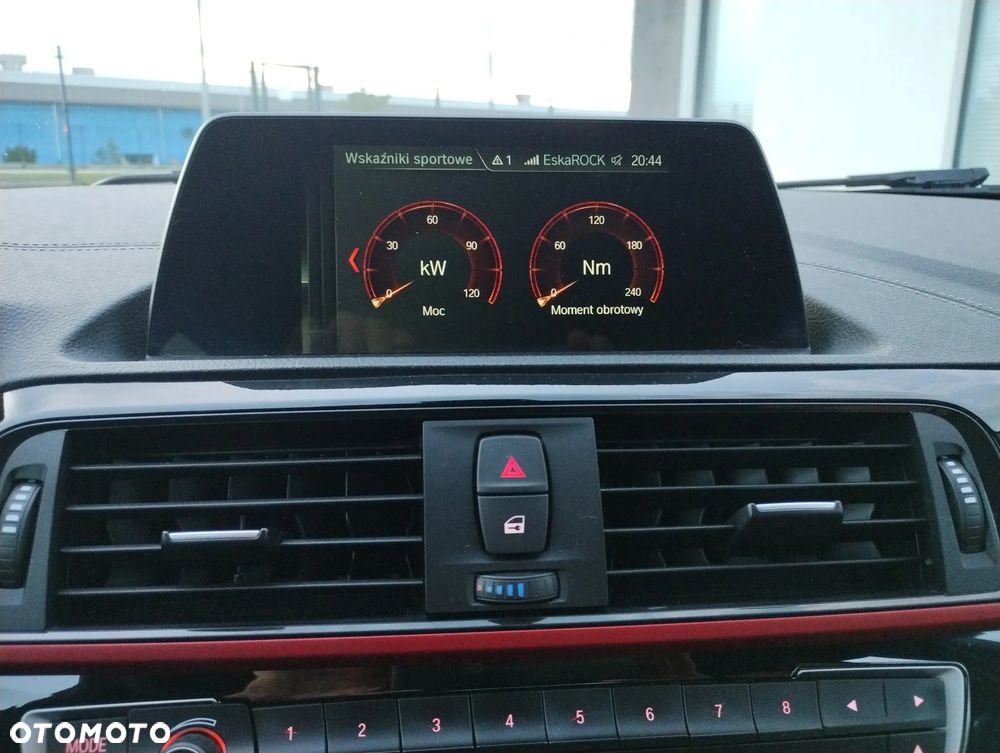 BMW Seria 1 118i Sport Line Shadow - 18