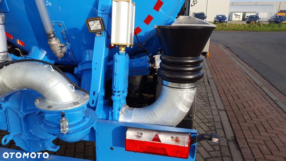 D-TEC Tanktrailer SV2006 - 10