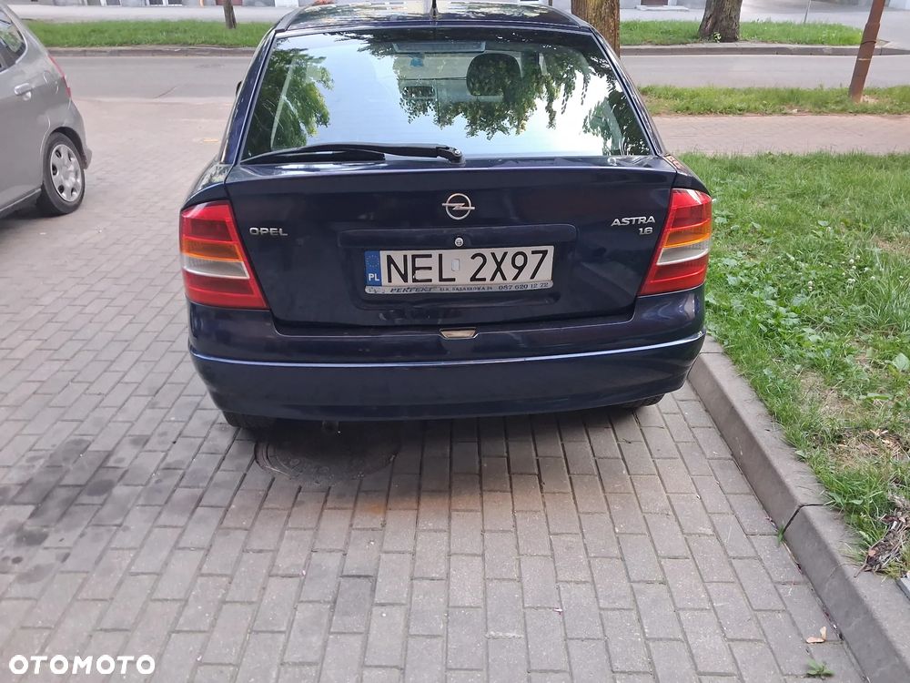 Opel Astra - 3