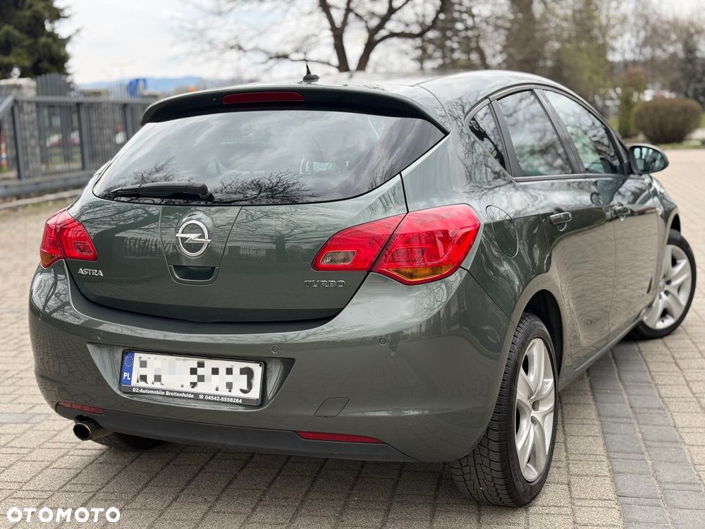 Opel Astra 1.6 Turbo Innovation - 3