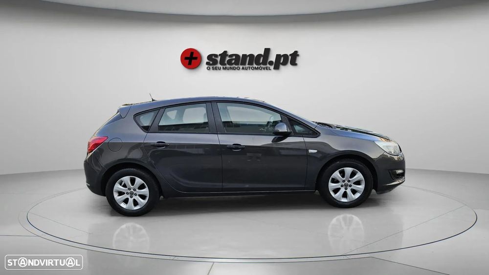Opel Astra 1.3 CDTi Cosmo - 4