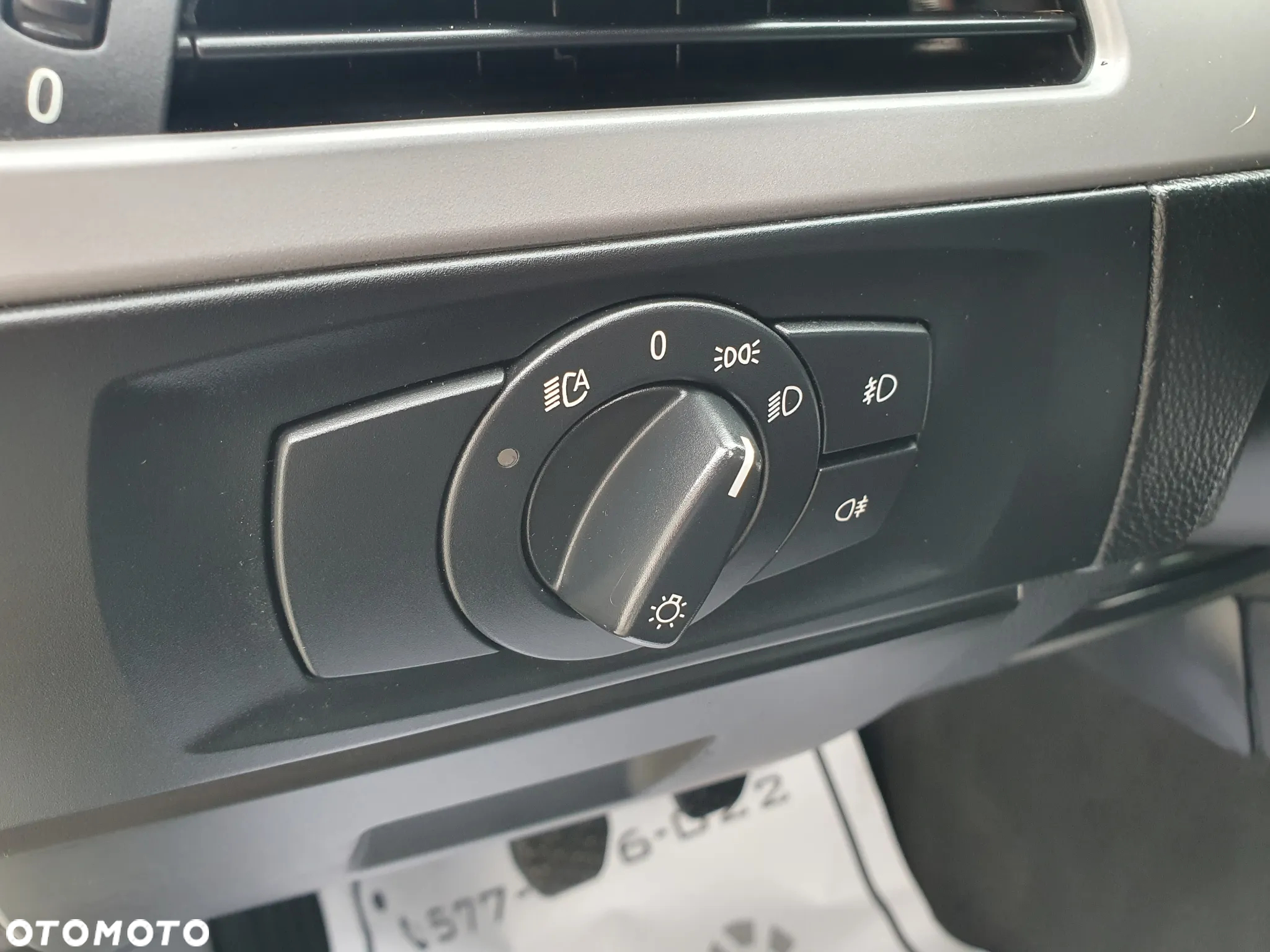 BMW Seria 3 320i - 25