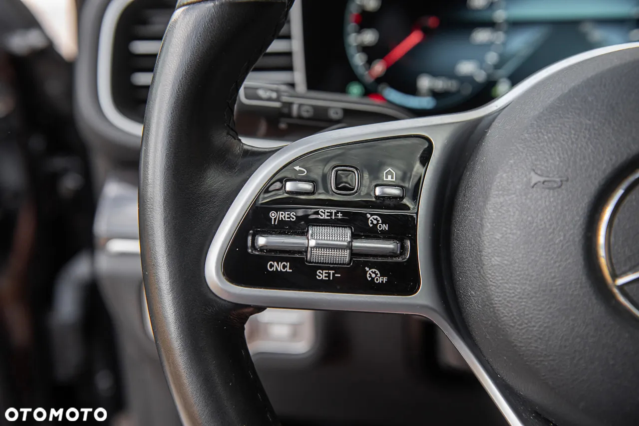 Mercedes-Benz GLE - 23