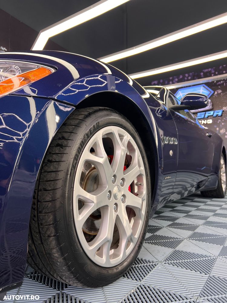Maserati GranTurismo Standard - 2