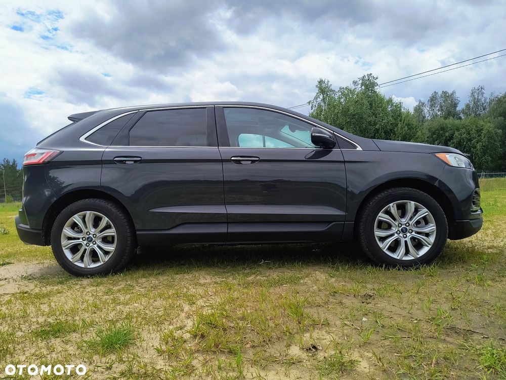 Ford Edge - 8