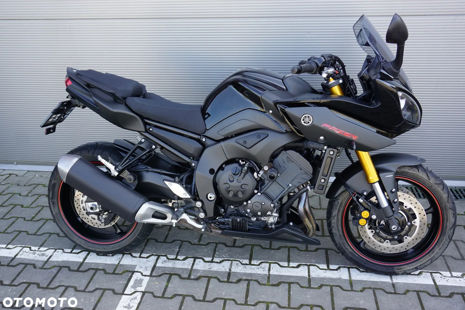 Yamaha FZ8 - 2