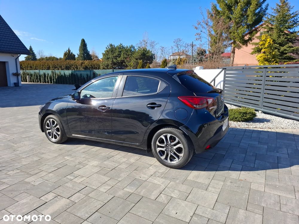 Mazda 2 - 6