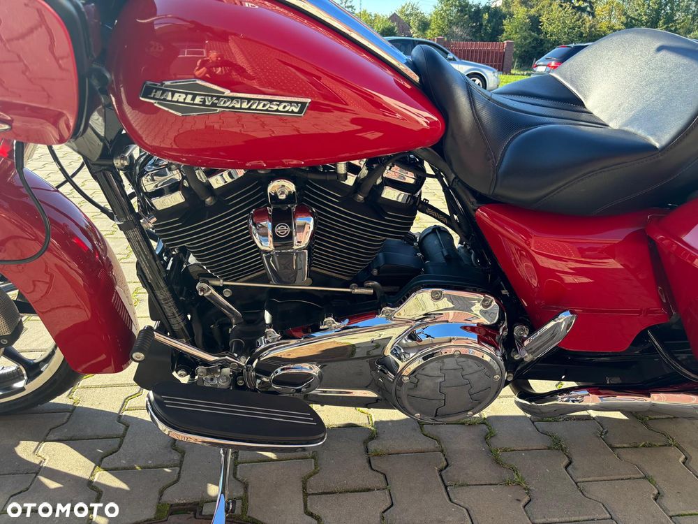 Harley-Davidson Touring Road Glide - 9