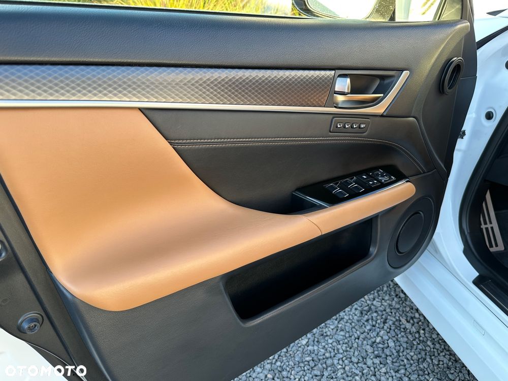 Lexus GS - 34