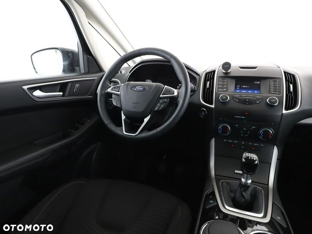 Ford S-Max 2.0 TDCi Trend - 17