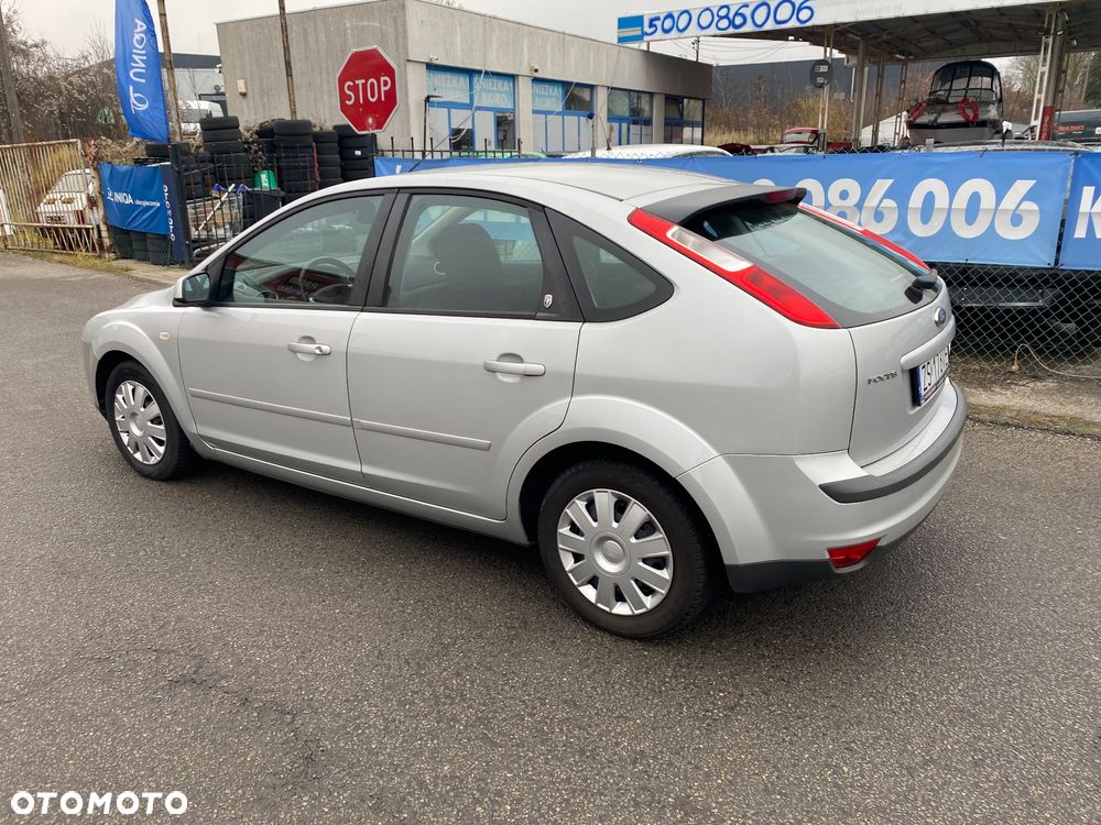 Ford Focus 1.6 Ti-VCT Titanium - 18