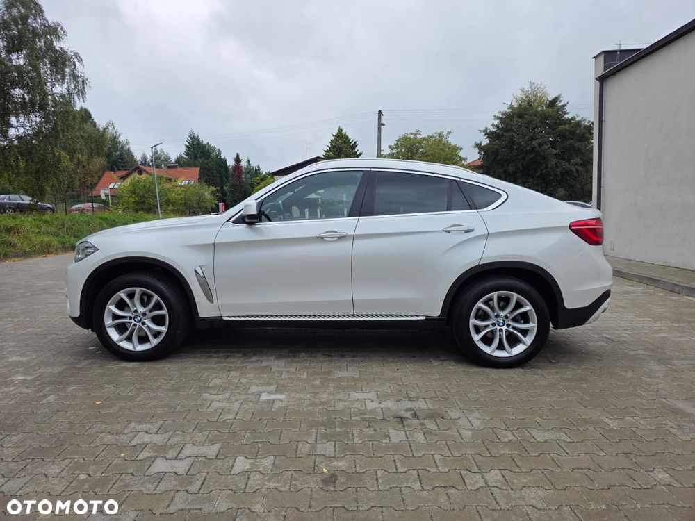 BMW X6 xDrive30d - 13