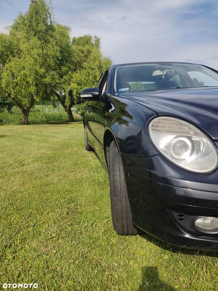 Mercedes-Benz Klasa E 200 CDI Classic - 3