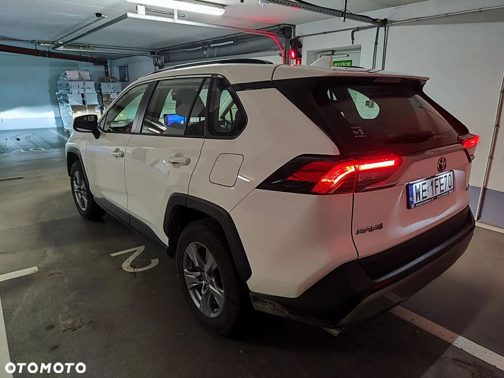 Toyota RAV4 - 3