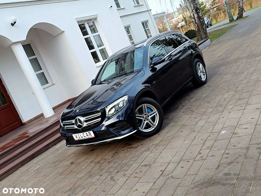 Mercedes-Benz GLC - 40