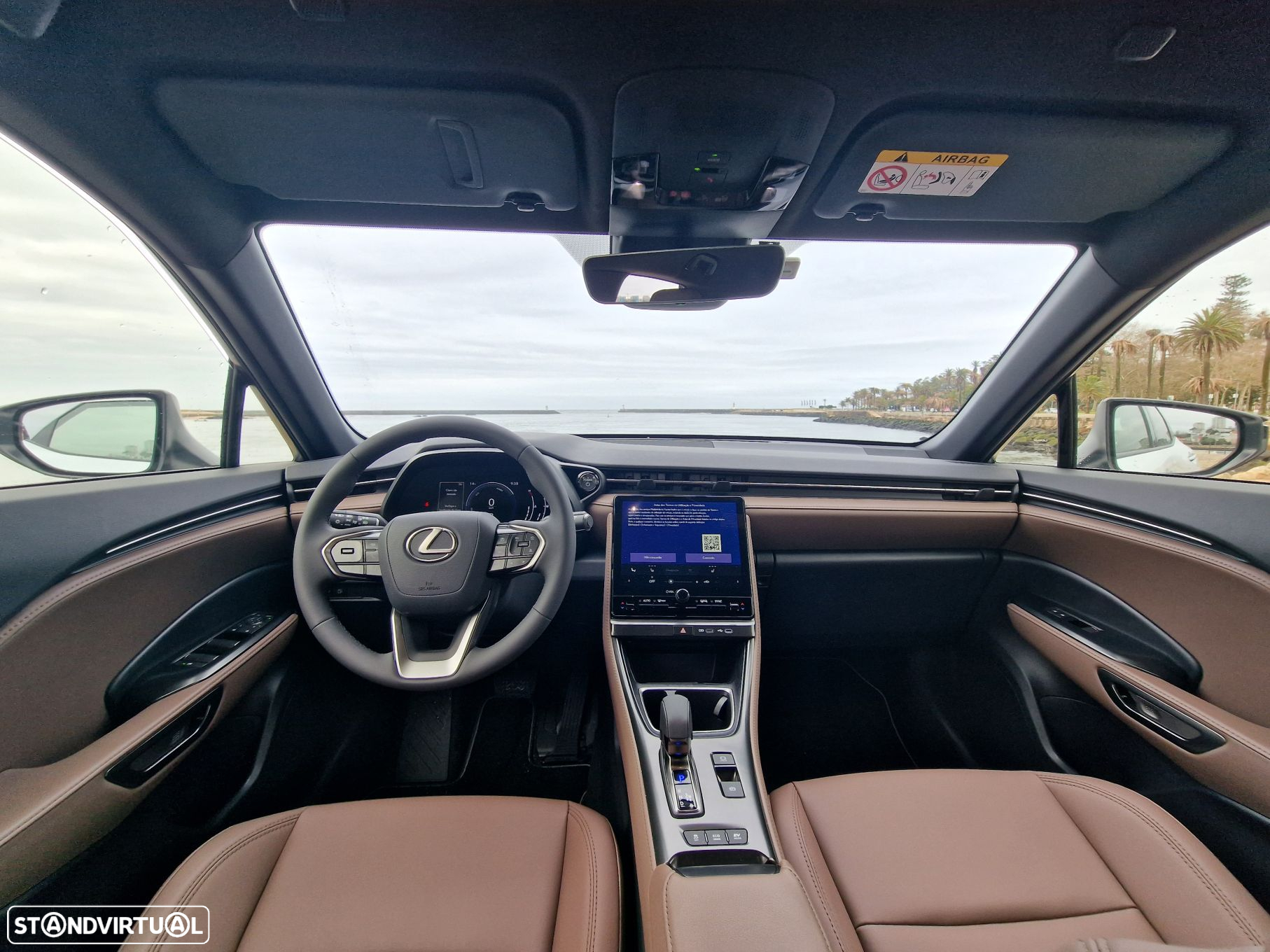 Lexus LBX - 14