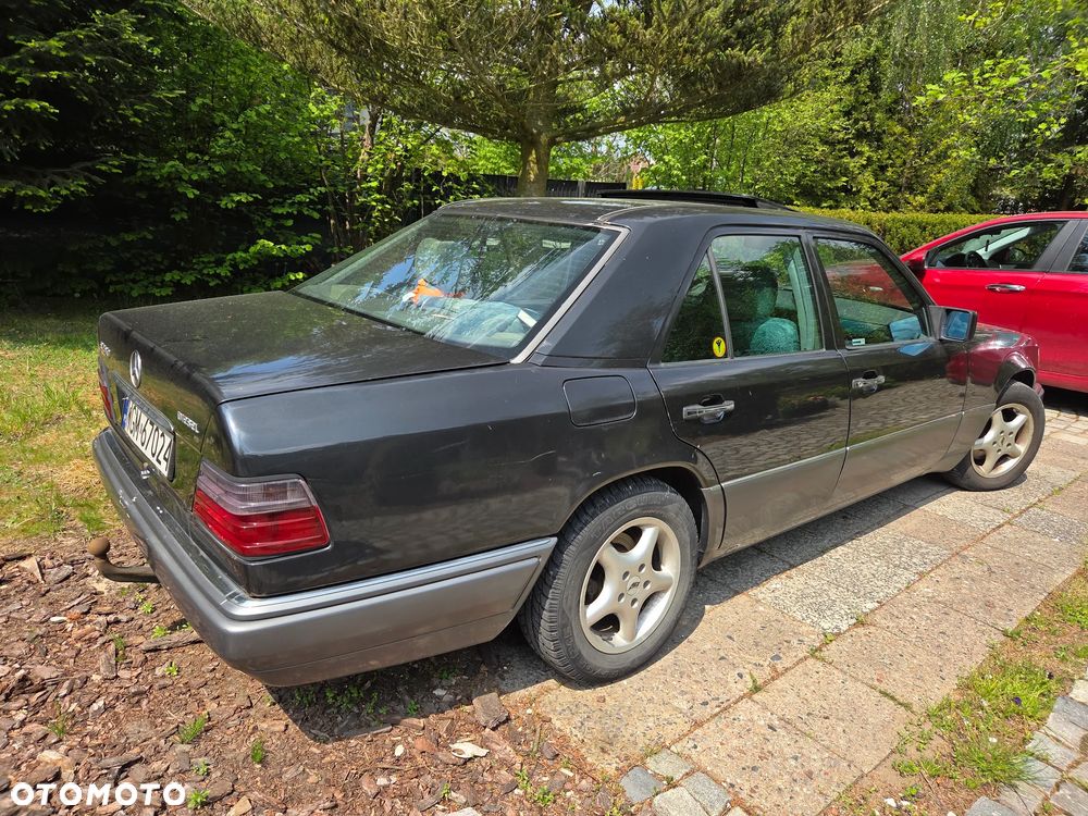 Mercedes-Benz W124 (1984-1993) - 7