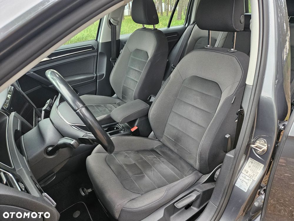 Volkswagen Golf 1.4 TSI BMT Highline DSG - 9