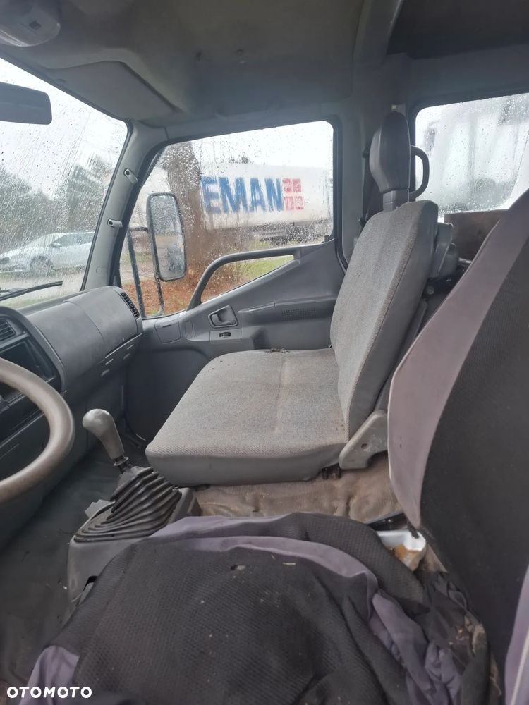 Mitsubishi Canter - 13