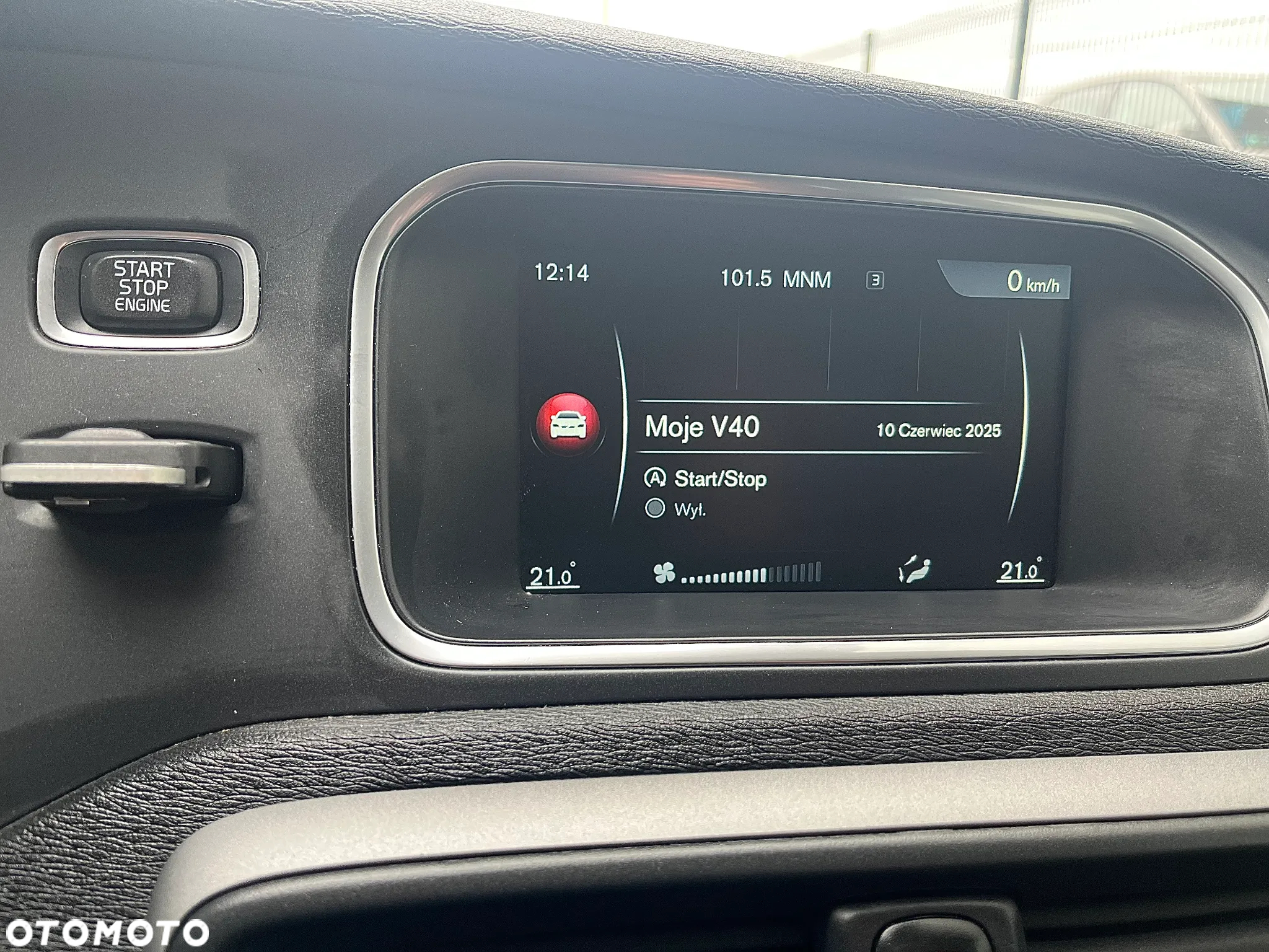 Volvo V40 D2 - 25