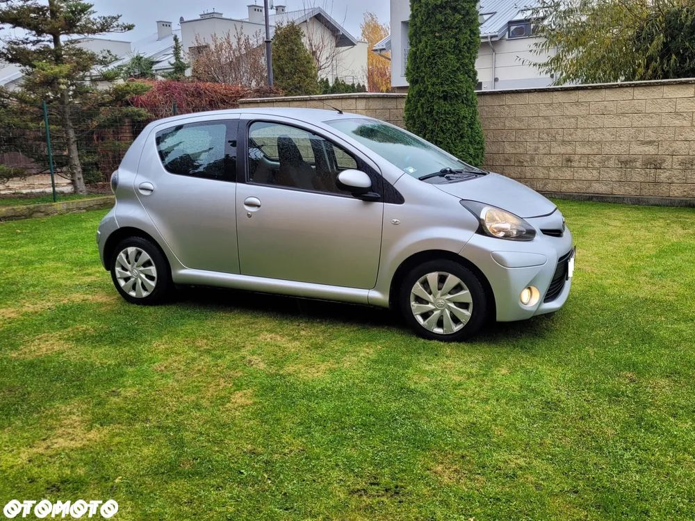 Toyota Aygo Cool&Go - 11