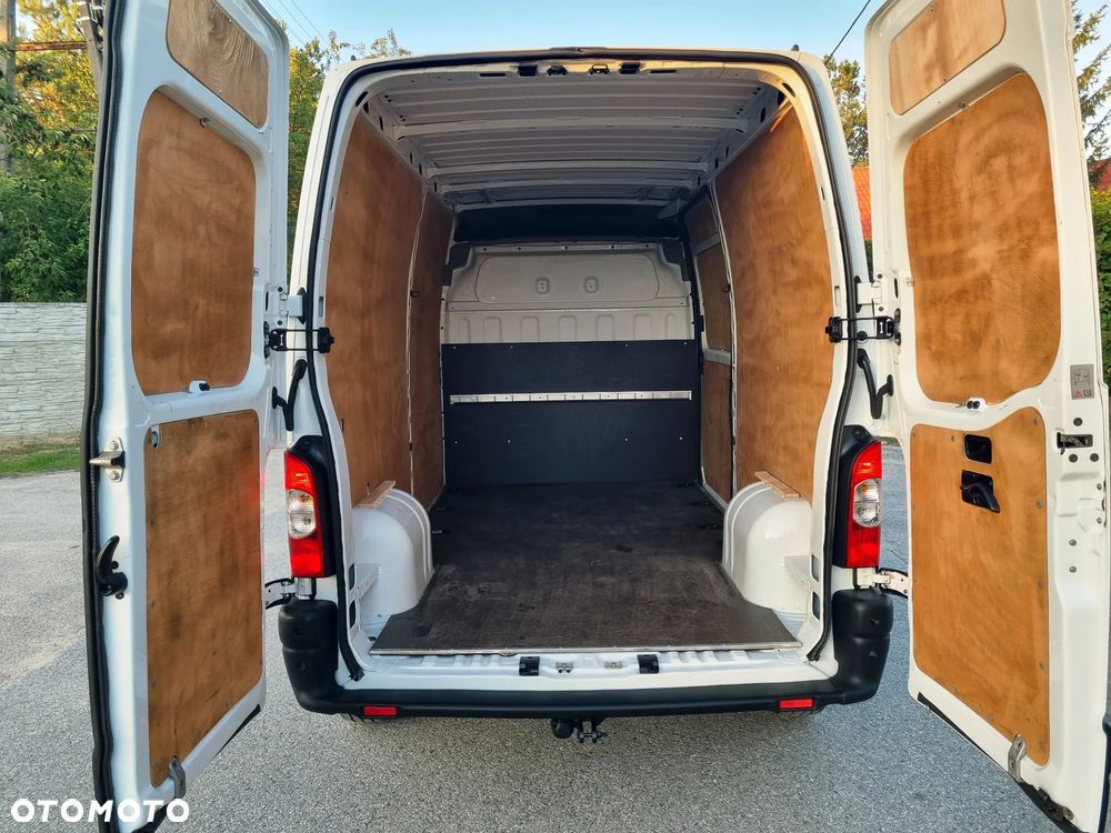 Renault Master - 18