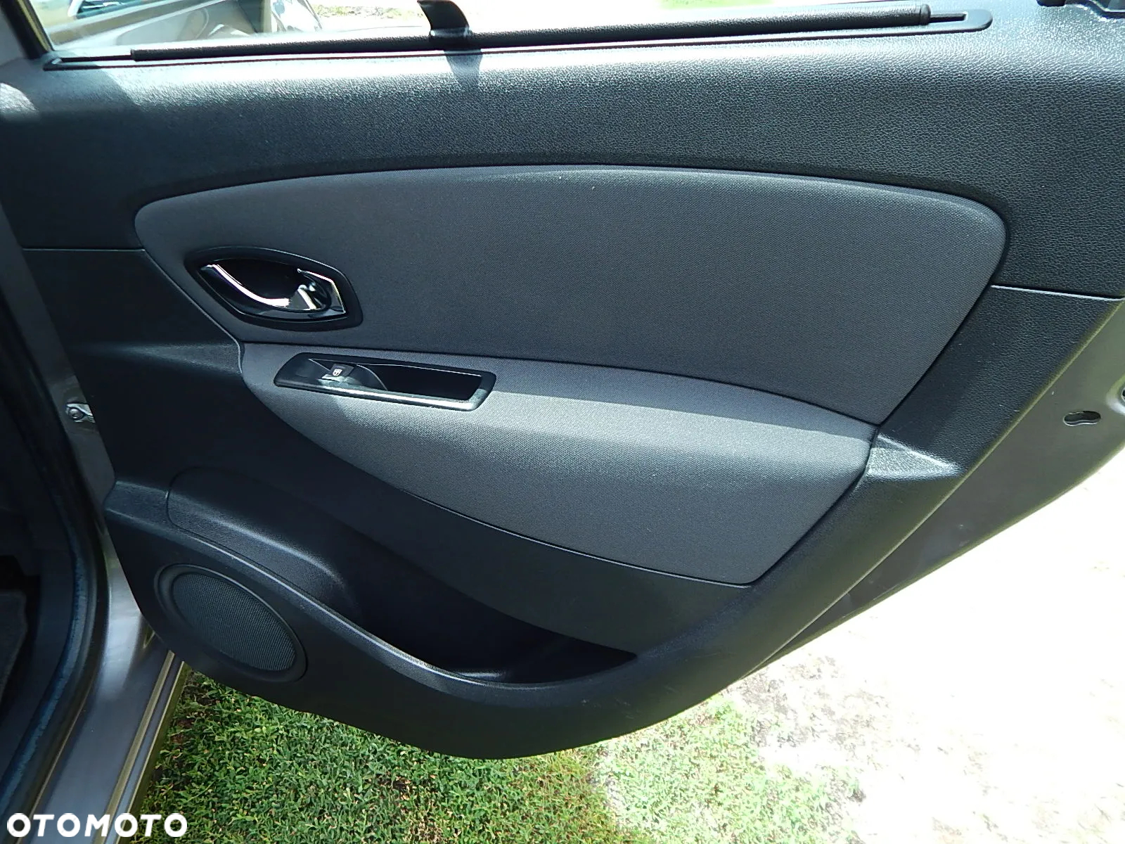 Renault Scenic 1.5dCi TomTom Edition EDC - 21