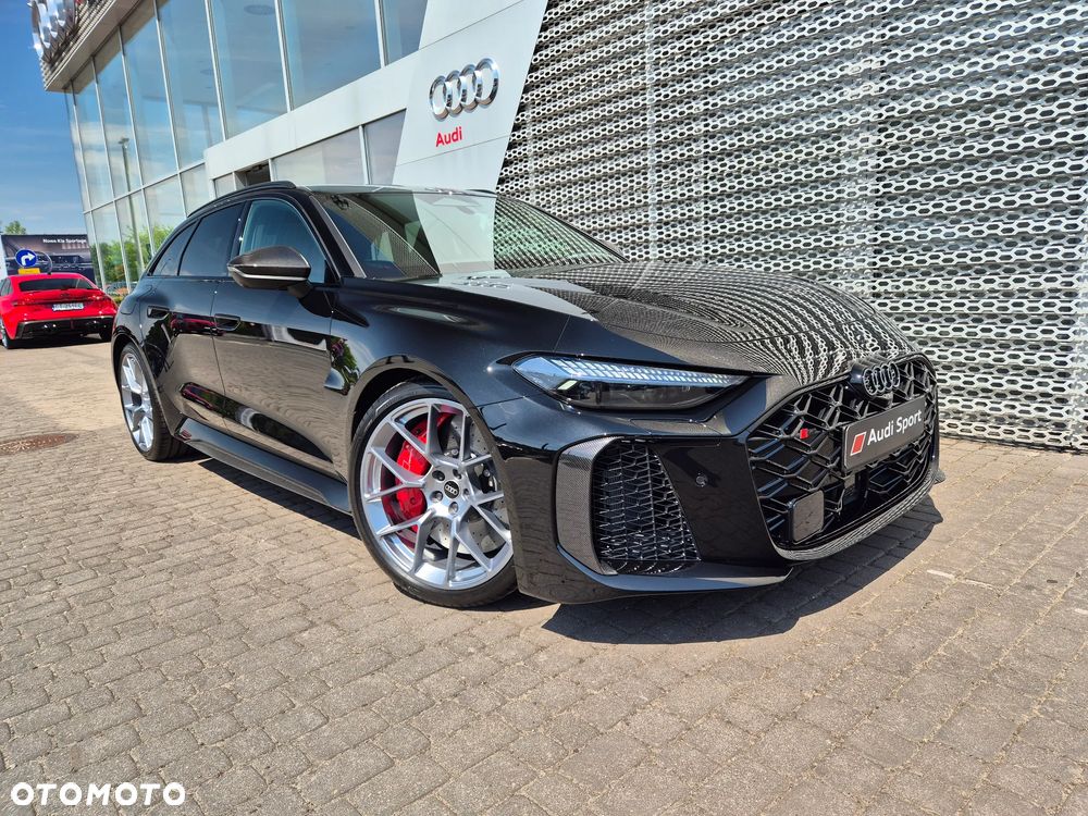 Audi RS5 Avant - 11