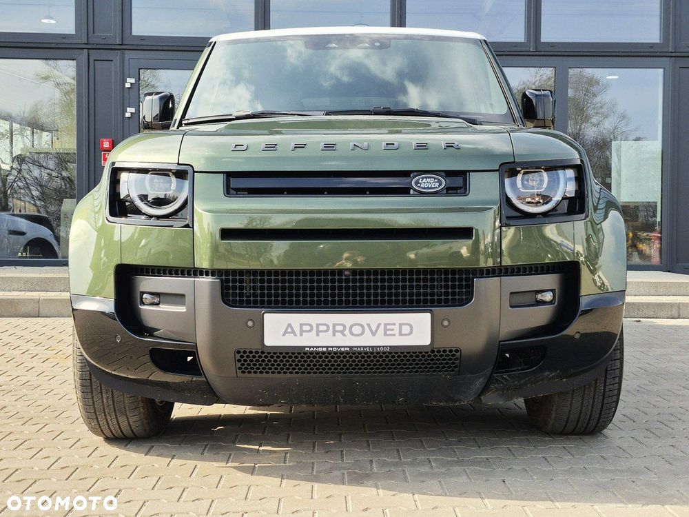 Land Rover Defender - 4