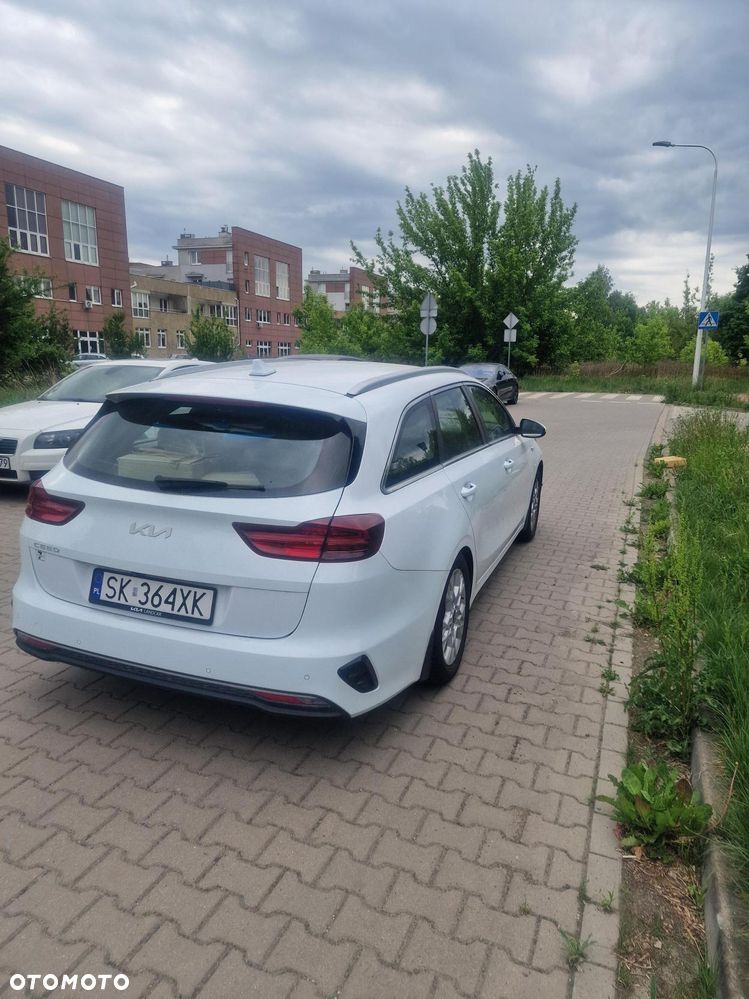 Kia Ceed 1.5 T-GDI M - 3