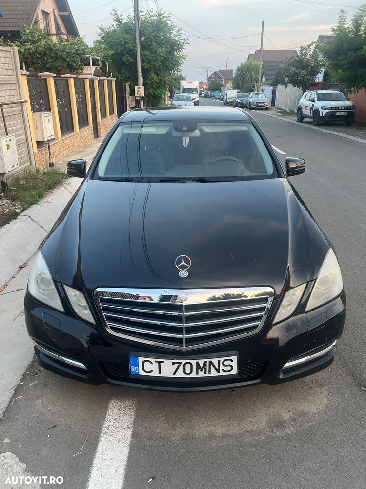 Mercedes-Benz E 220 CDI DPF BlueEFFICIENCY Automatik Avantgarde - 1