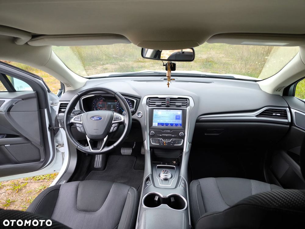 Ford Mondeo 2.0 EcoBlue Titanium - 22