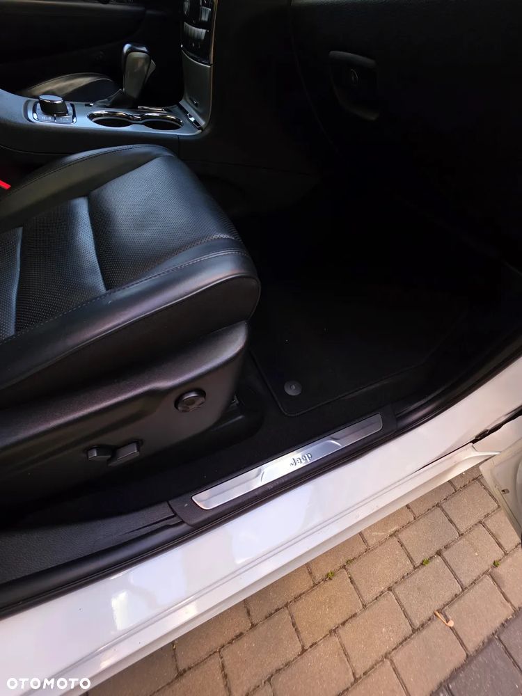 Jeep Grand Cherokee 3.6 V6 Overland Summit - 16