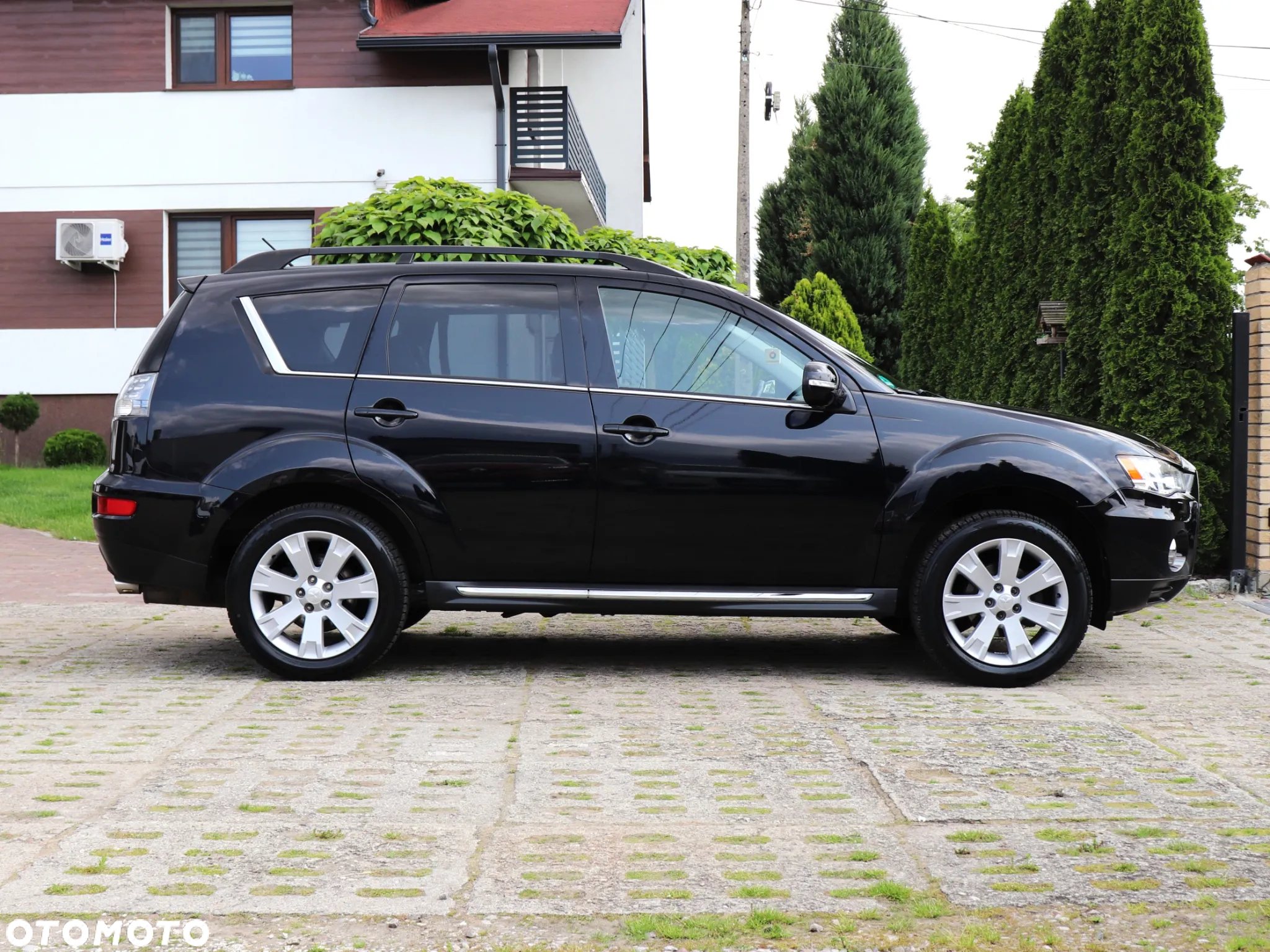 Mitsubishi Outlander 2.0 Intense 2WD - 17