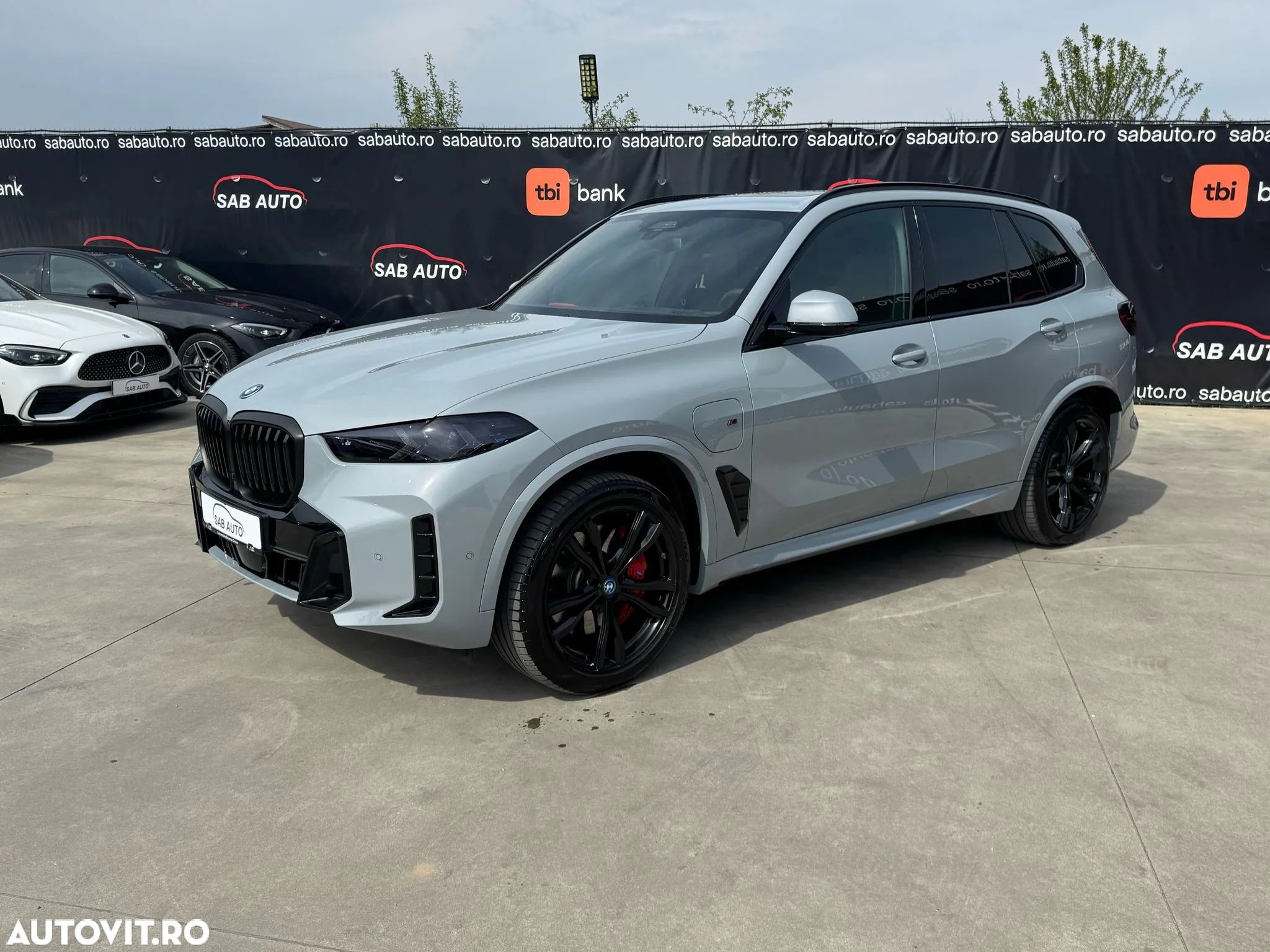 BMW X5 xDrive50e AT PHEV - 1